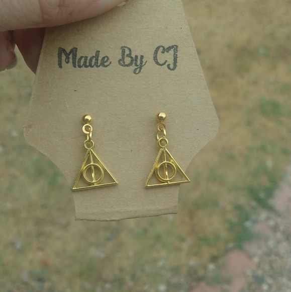 *Harry Potter Deathly Hallows Handmade earrings! Pick your style - Picture 3 of 6